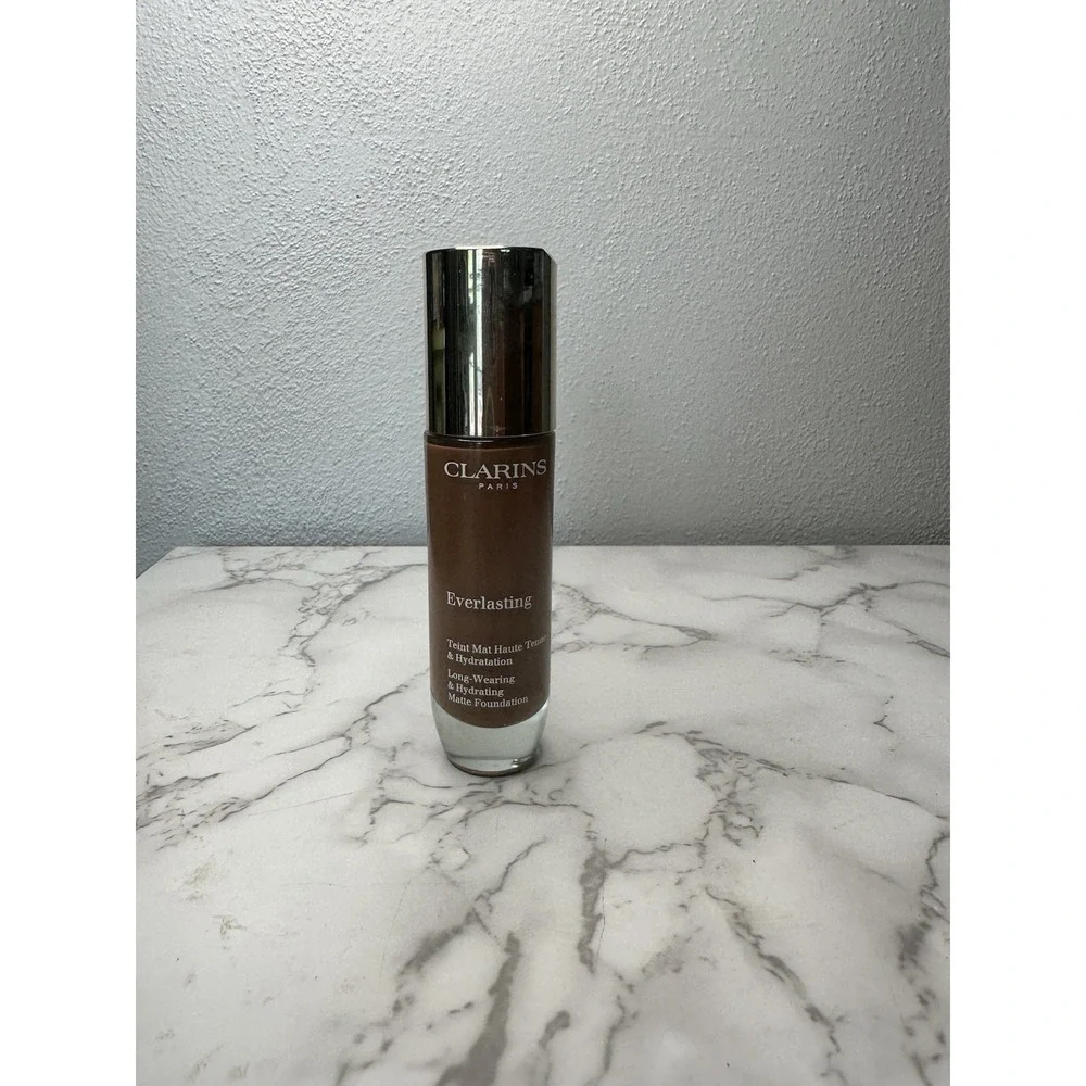 Clarins Paris Everlasting Matte Foundation 120C Espresso.‎ NEW 1oz/30ml